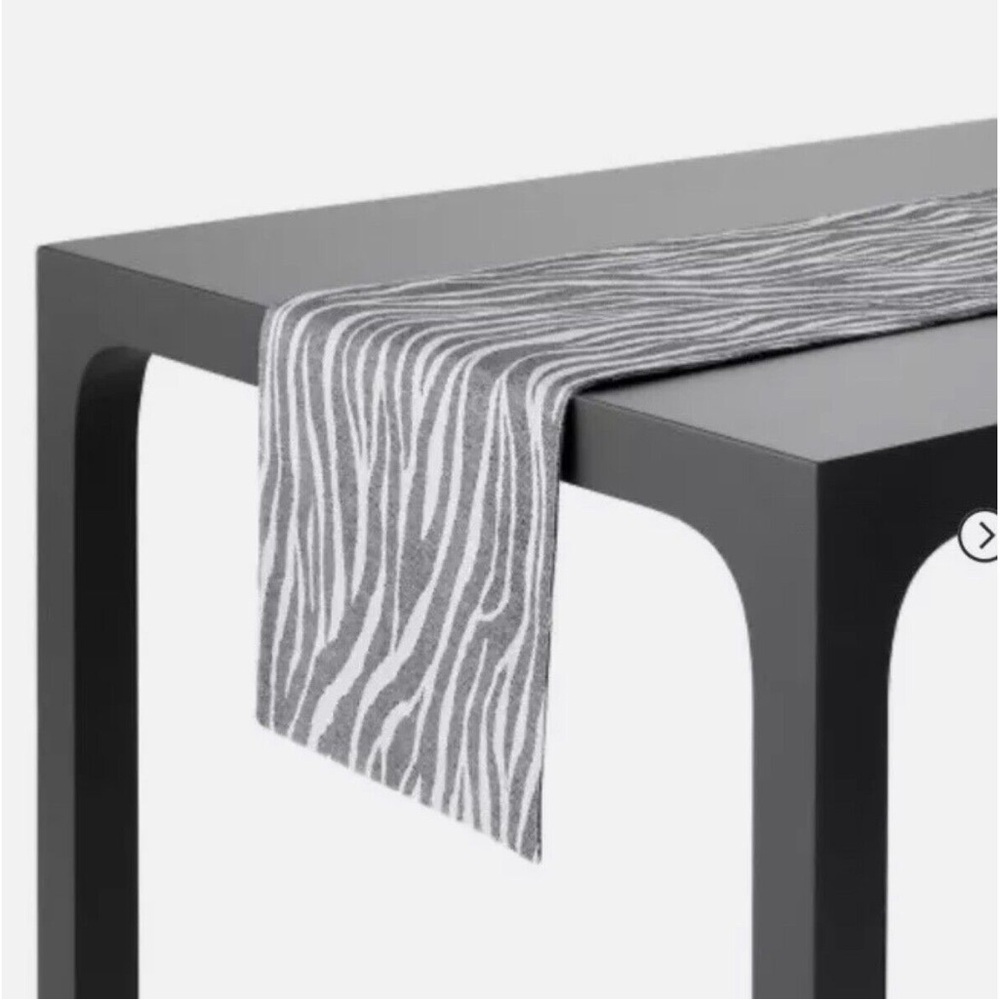 Zebra Table Runner - Diane Von Furstenberg - 20x90